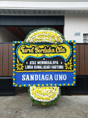 Papan Bunga Duka di Kali Serayu